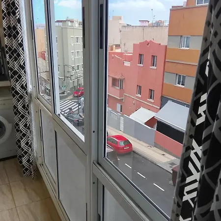 En La Salud 아파트